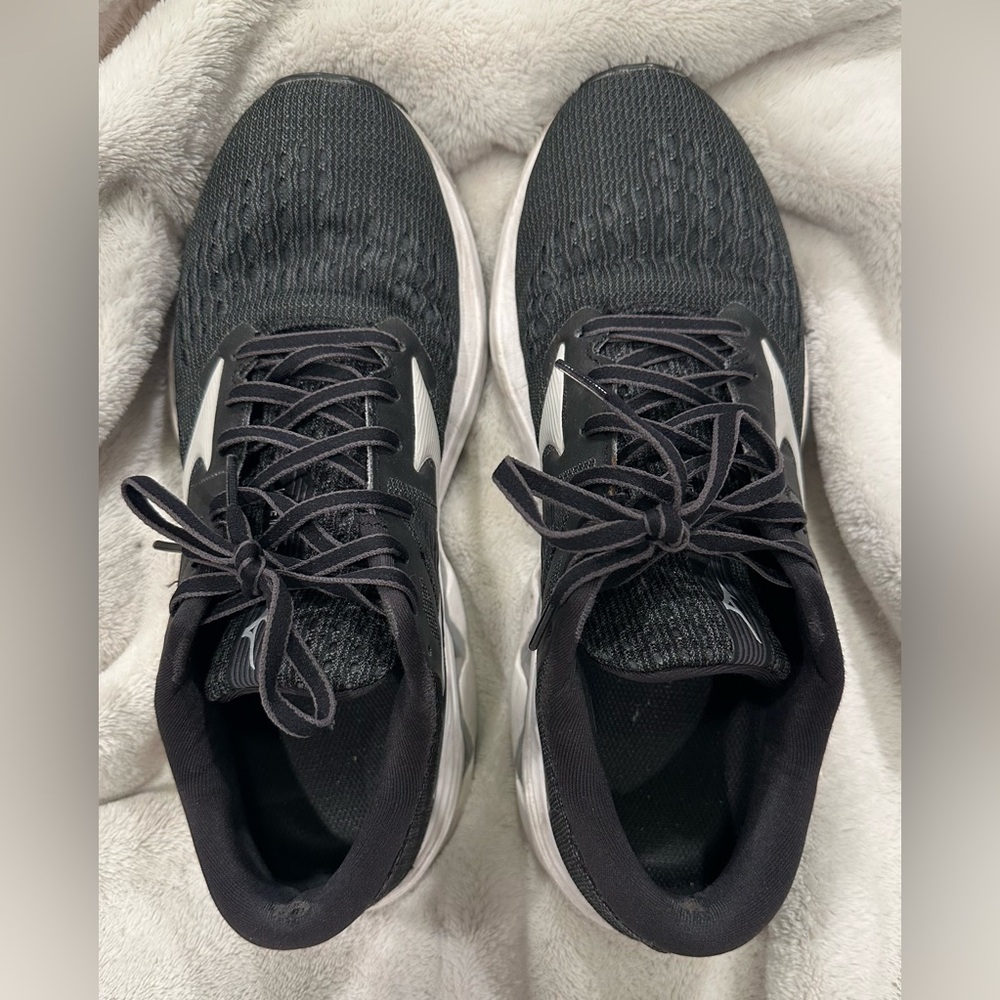 MIZUNO Wave Inspire 17 Running Shoez